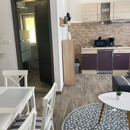 Kekec Apartment *